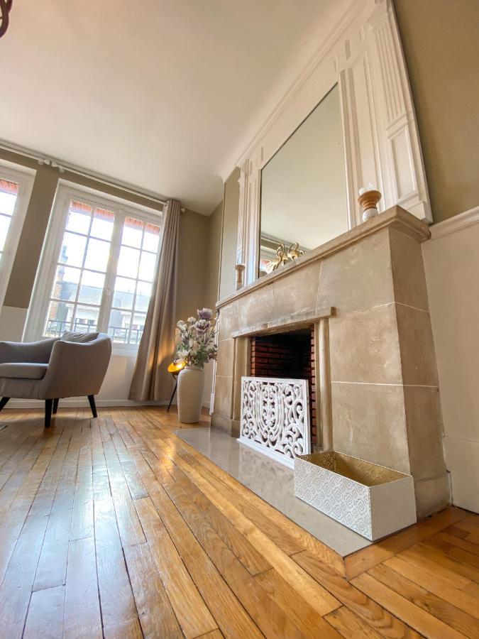 Appartement Chic, 3 Chambres, Hyper Centre-Ville, Parking Payant Amiens Exterior foto